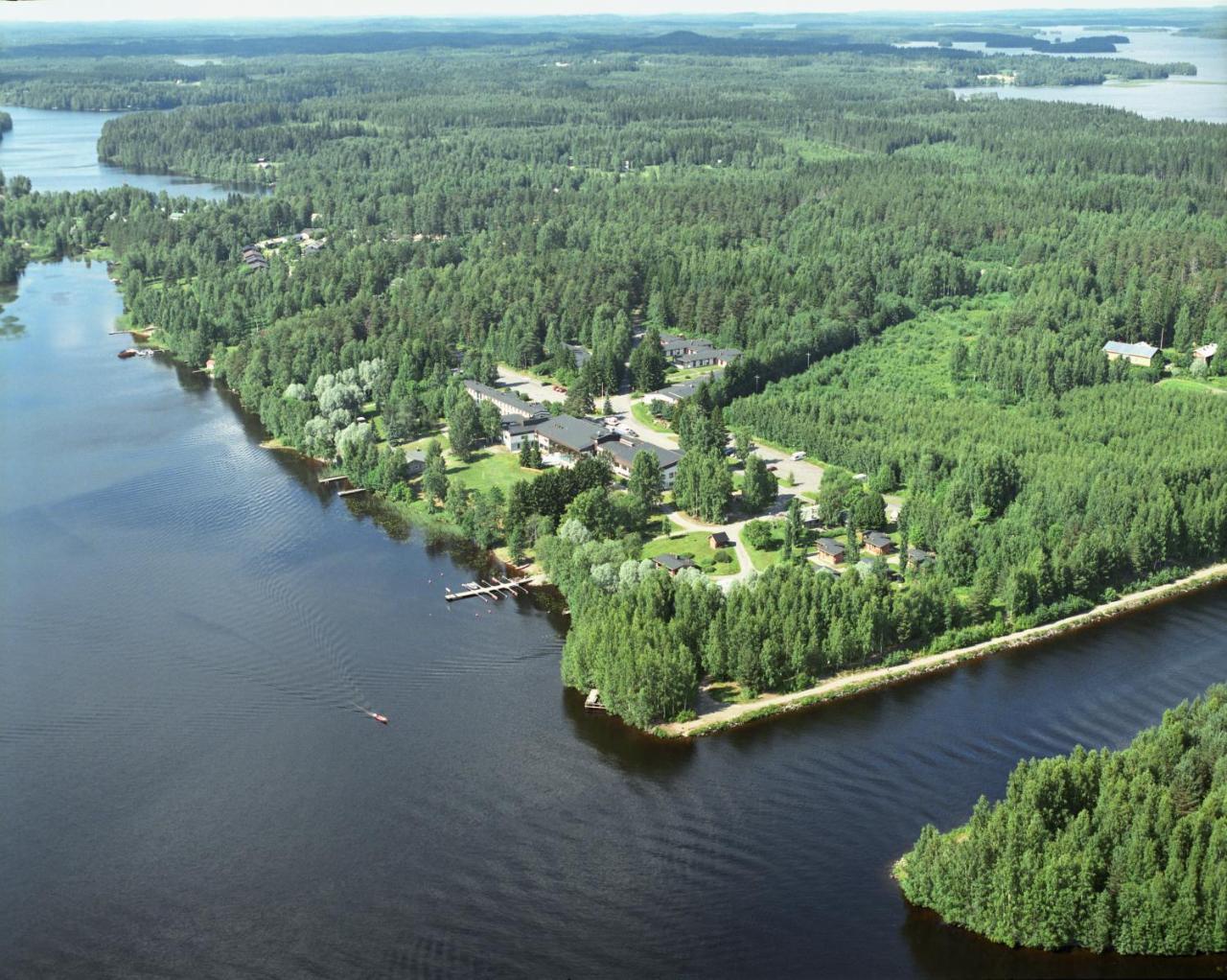 Отель Lomakeskus Kuntoranta Варкаус Экстерьер фото